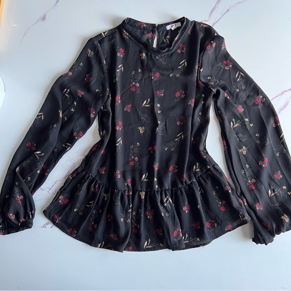 Bundle of clothes (size Small) - Picture 13 of 14